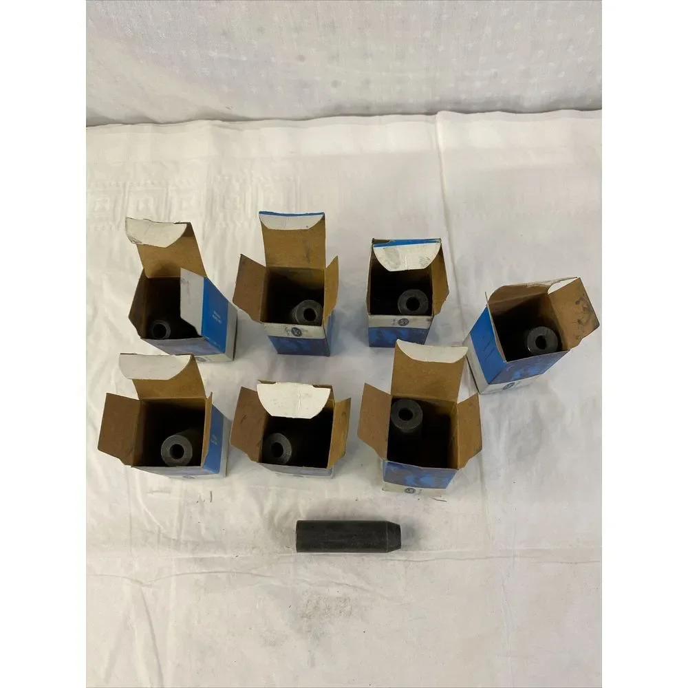 Ford Tractor Parts NOS Bushing Valve Guide Lot EAF-6510-C Total Of 8 Pieces 1967